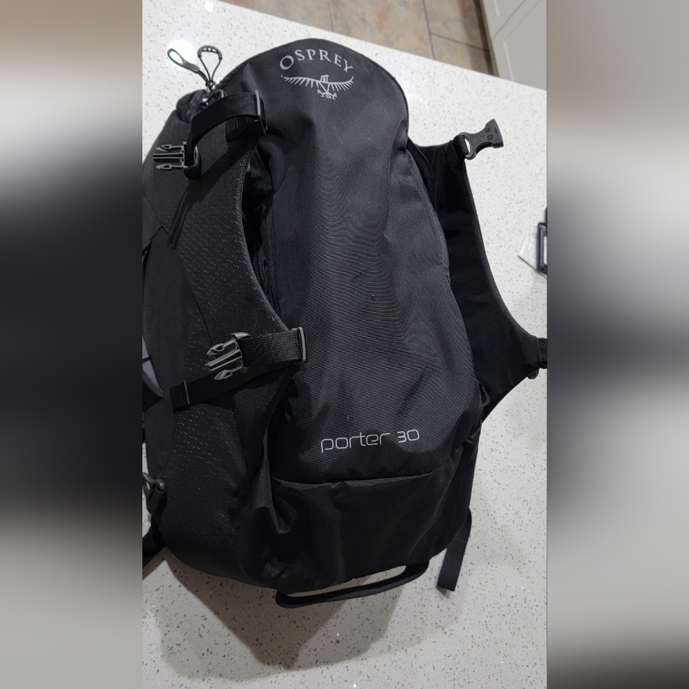 Osprey Porter 30 Travel Backpack, Black, One Size